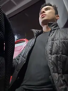 Snapshot of Eros_lee chatting on 03-05-26, 03:36 Eros lee online show from 03-05-26, 03:36