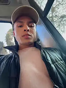 Snapshot of Eros_lee chatting on 03-13-26, 08:47 Eros lee online show from 03-13-26, 08:47