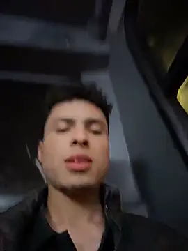 Snapshot of Eros_lee chatting on 02-22-26, 03:53 Eros lee online show from 02-22-26, 03:53