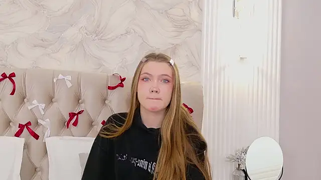 StacyHicks online show from 02-13-26, 03:12