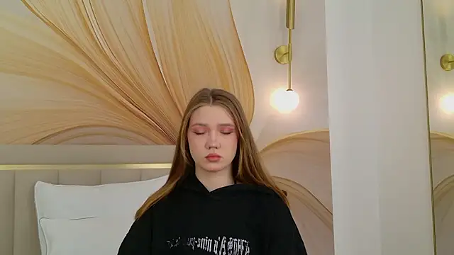 StacyHicks online show from 02-23-26, 03:12