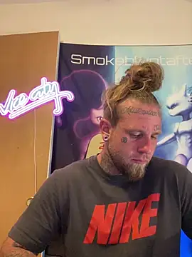 Smokebluntafterblunt online show from 06-21-26, 02:50