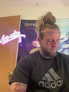 Smokebluntafterblunt online show from 05-25-26, 07:12