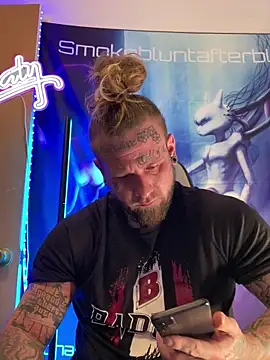 Smokebluntafterblunt online show from 03-06-26, 01:06