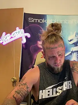 Smokebluntafterblunt online show from 06-17-26, 02:33