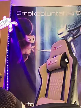 Smokebluntafterblunt online show from 04-08-26, 12:50