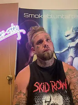Smokebluntafterblunt online show from 06-19-26, 01:11
