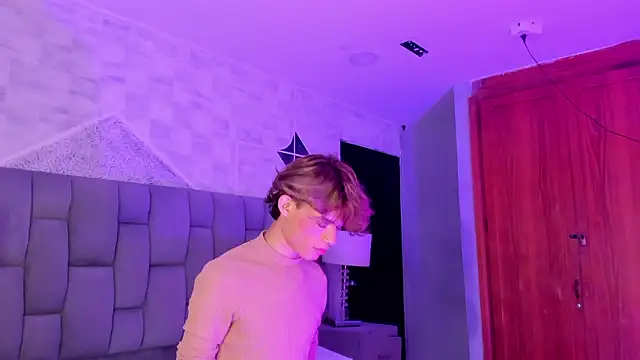 Snapshot of AngelDoll_1 chatting on 02-21-26, 04:36 AngelDoll 1 online show from 02-21-26, 04:36