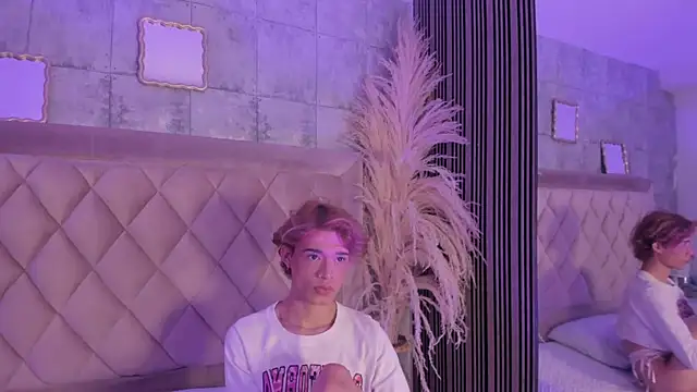 AngelDoll 1 online show from 04-03-26, 06:20