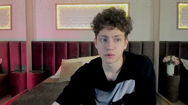 Snapshot of StefanBev chatting on 03-01-26, 08:09 StefanBev online show from 03-01-26, 08:09