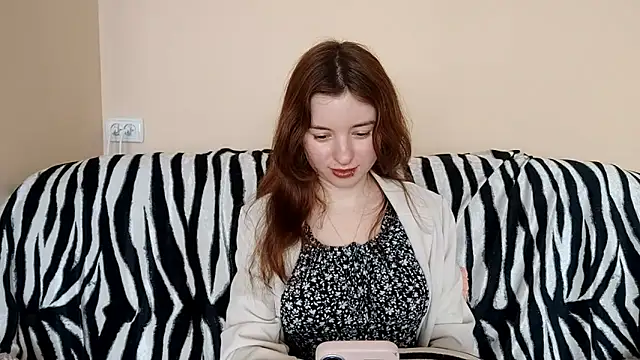 Snapshot of LanitaHemple chatting on 04-13-26, 11:03 LanitaHemple online show from 04-13-26, 11:03