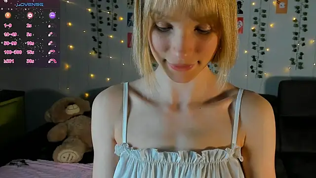 Kiracute18 online show from 02-26-26, 05:57