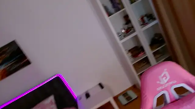 Snapshot of Eva_Allen chatting on 05-23-26, 03:38 Eva Allen online show from 05-23-26, 03:38