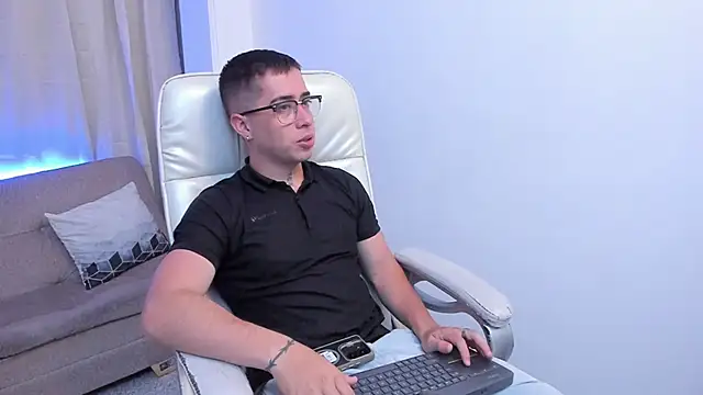 Tommas Jhonson online show from 04-05-26, 03:46