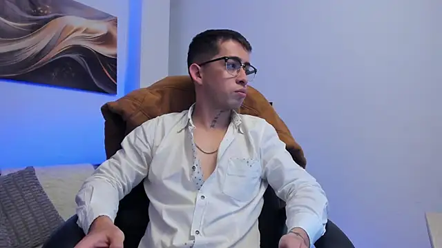 Snapshot of Tommas_Jhonson chatting on 02-26-26, 03:50 Tommas Jhonson online show from 02-26-26, 03:50