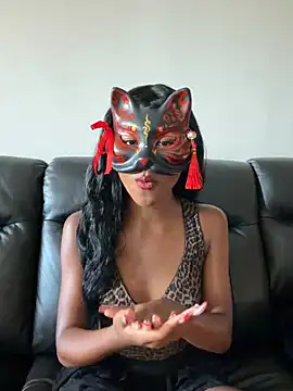 LadyKitsune online show from 07-12-26, 04:30