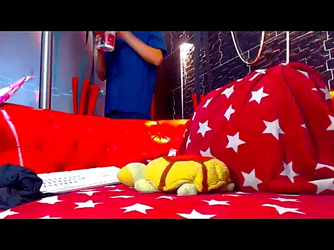 dylan desire online show from 04-02-26, 07:53