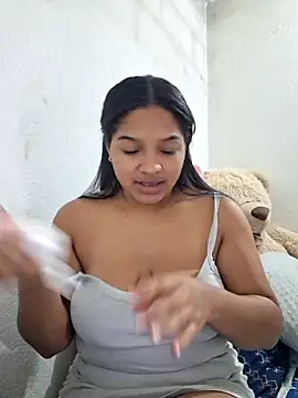 AnnaMil3J online show from 02-28-26, 05:01