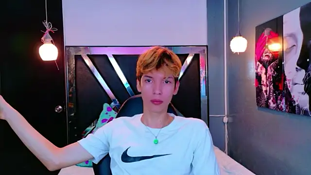 Liam Green1 online show from 02-12-26, 12:16