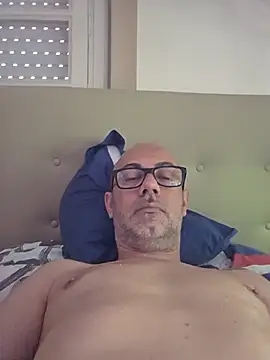 pareja47 online show from 06-17-26, 10:03