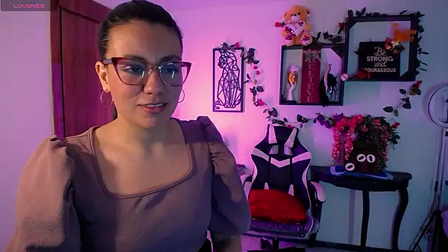 QueenRose94 online show from 02-13-26, 12:49