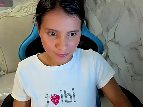 Snapshot of Cataleya23_a chatting on 06-11-26, 08:17 Cataleya23 a online show from 06-11-26, 08:17