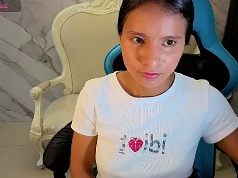 Snapshot of Cataleya23_a chatting on 05-14-26, 08:39 Cataleya23 a online show from 05-14-26, 08:39