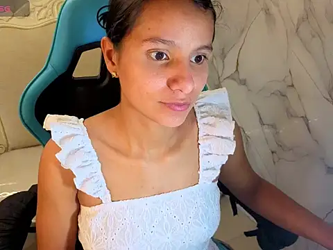 Snapshot of Cataleya23_a chatting on 06-16-26, 08:09 Cataleya23 a online show from 06-16-26, 08:09