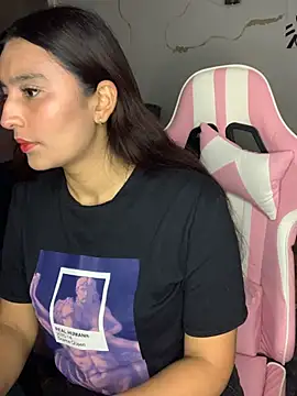 -BabyLuna online show from 04-16-26, 01:45