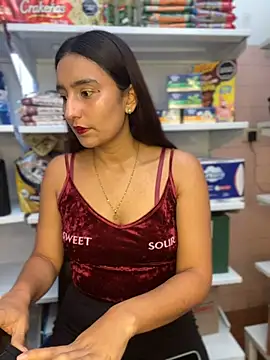 -BabyLuna online show from 04-07-26, 12:18