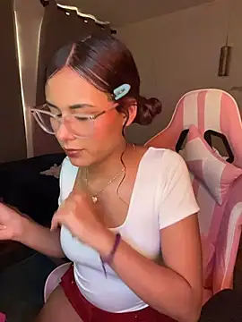 Rylia online show from 04-03-26, 02:56