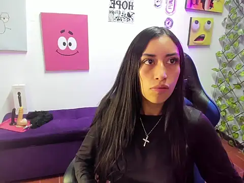 Snapshot of TiffanyDream8 chatting on 03-03-26, 09:33 TiffanyDream8 online show from 03-03-26, 09:33