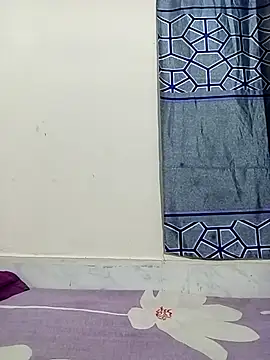 Cute Queen Noor online show from 03-28-26, 07:15