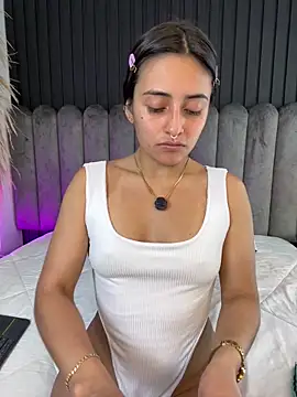 Nanda vixen  online show from 04-07-26, 11:28