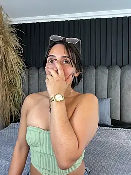 Nanda vixen  online show from 04-15-26, 11:27