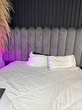 Nanda vixen  online show from 03-10-26, 08:57