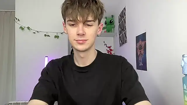 YourMilkyGuy online show from 06-17-26, 01:32