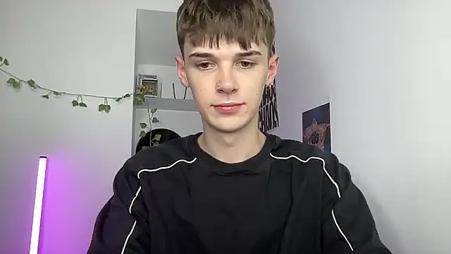 YourMilkyGuy online show from 07-04-26, 05:39
