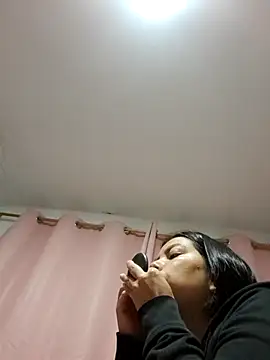 Ariana Castillo   online show from 03-04-26, 11:40