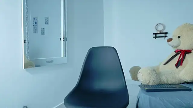 Fit valkiria online show from 04-14-26, 08:03