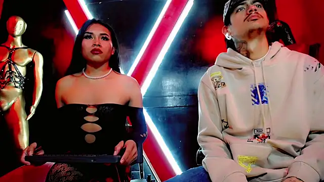 Snapshot of Damian-and-Camerum chatting on 02-28-26, 03:17 Damian-and-Camerum online show from 02-28-26, 03:17