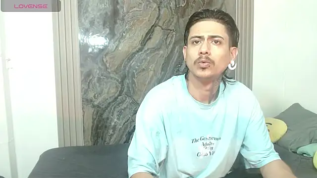 Damian-and-Camerum online show from 04-18-26, 03:20