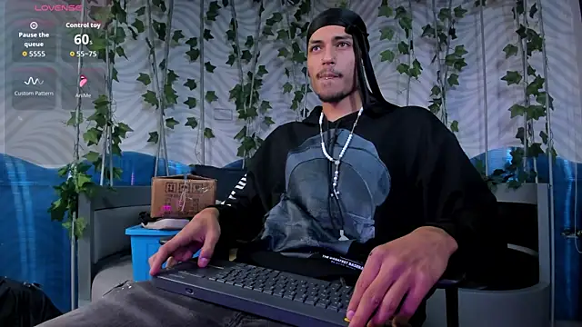 ItsZairen online show from 07-10-26, 03:39