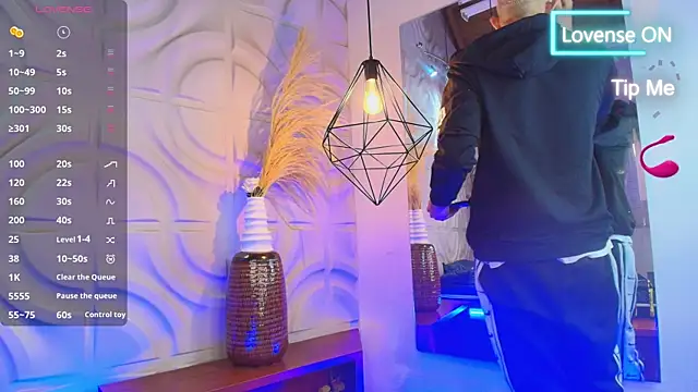 ItsZairen online show from 04-20-26, 06:49