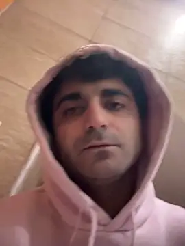 Snapshot of elia2711 chatting on 02-07-26, 07:22 elia2711 online show from 02-07-26, 07:22