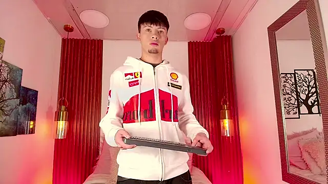 Snapshot of Novoa_Prime chatting on 02-13-26, 04:01 Novoa Prime online show from 02-13-26, 04:01