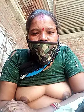 Snapshot of Kirti_sacsena chatting on 03-11-26, 08:30 Kirti sacsena online show from 03-11-26, 08:30