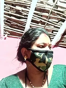 Snapshot of Kirti_sacsena chatting on 04-14-26, 11:32 Kirti sacsena online show from 04-14-26, 11:32