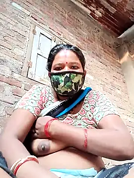 Snapshot of Kirti_sacsena chatting on 04-02-26, 01:46 Kirti sacsena online show from 04-02-26, 01:46