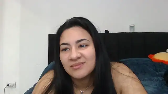 Agusgold22 online show from 06-11-26, 05:10